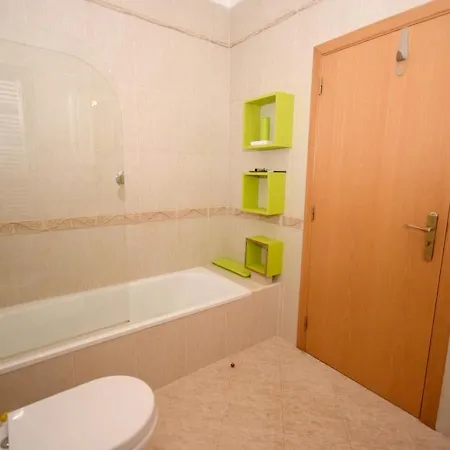 With 4 Bedrooms In With Private Pool Enclosed Garden And Wifi Villa A Dos Francos